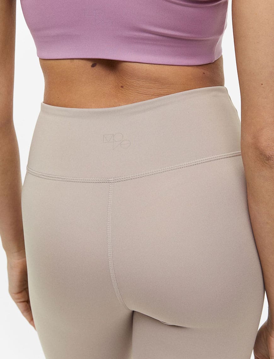 High Waist Sports tights- Buy Mongo-Themed yoga fashion Online | mongo