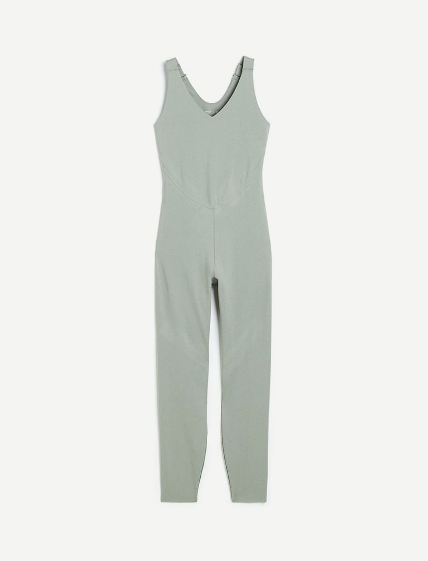 Sports Jumpsuit- Buy Mongo-Themed yoga fashion Online | mongo