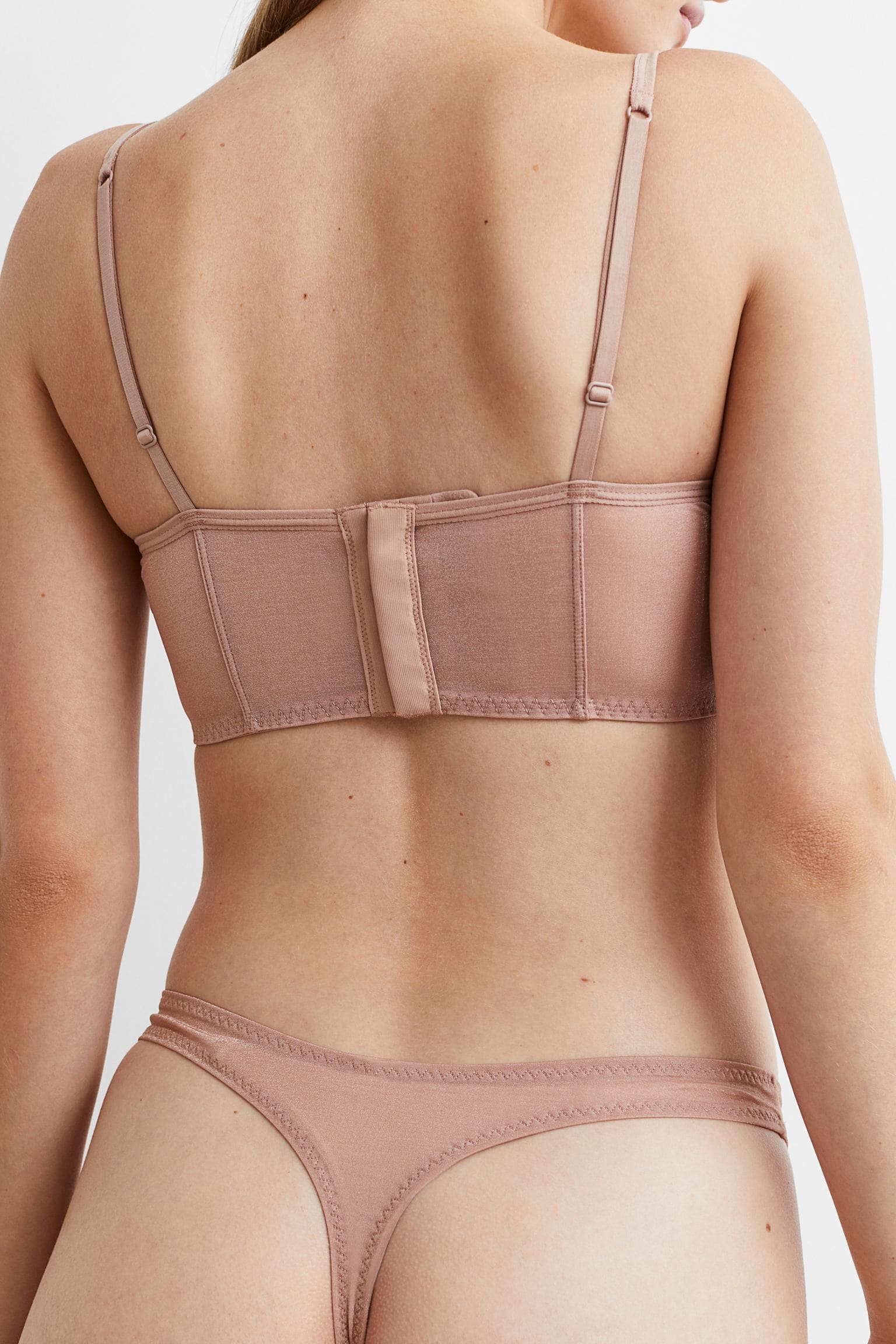 Thong briefs with a low V-shaped- Buy Mongo-Themed lingerie Online | mongo