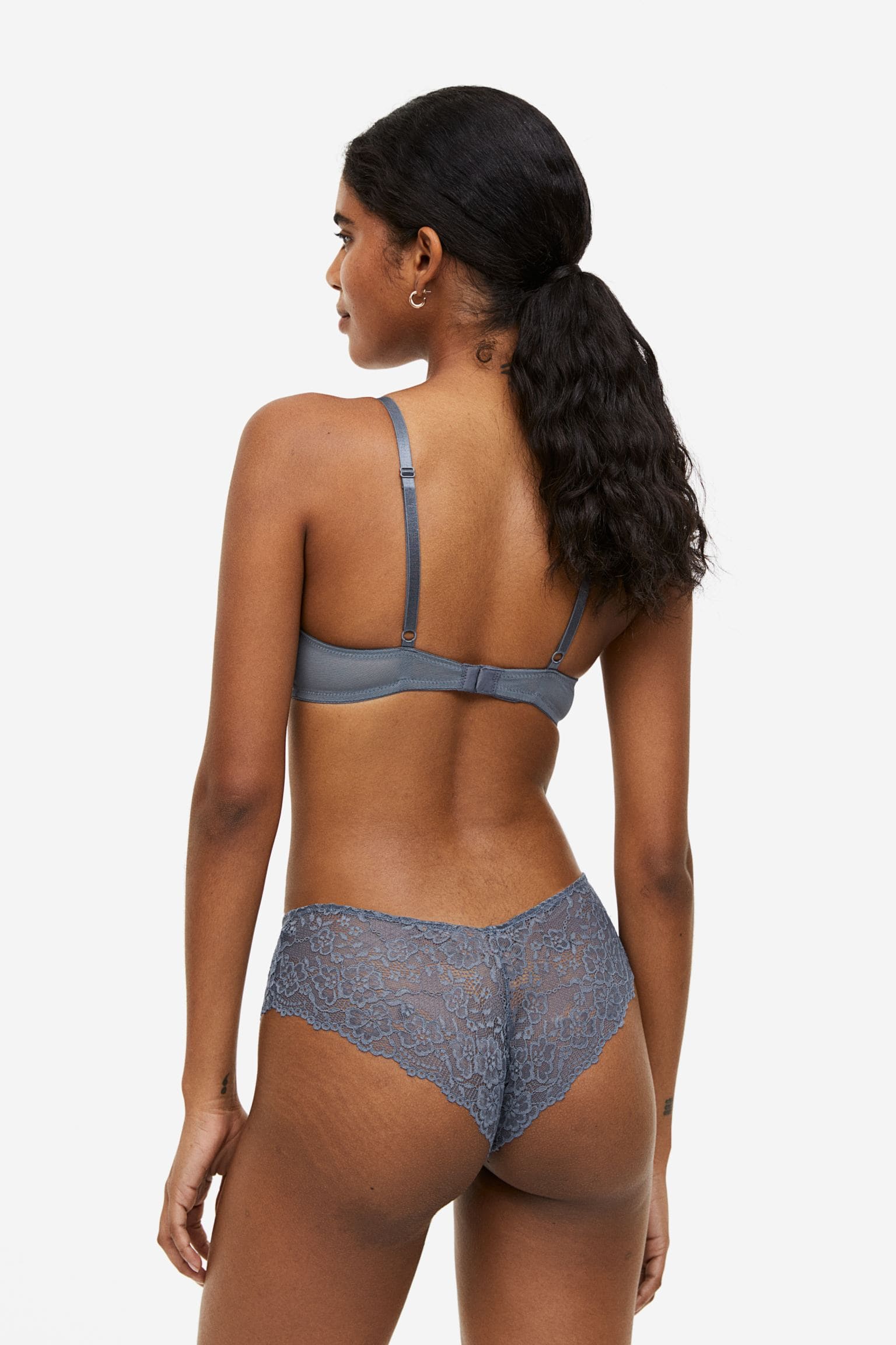 Push-up bra in lace with adjustable shoulder- Buy Mongo-Themed lingerie Online | mongo